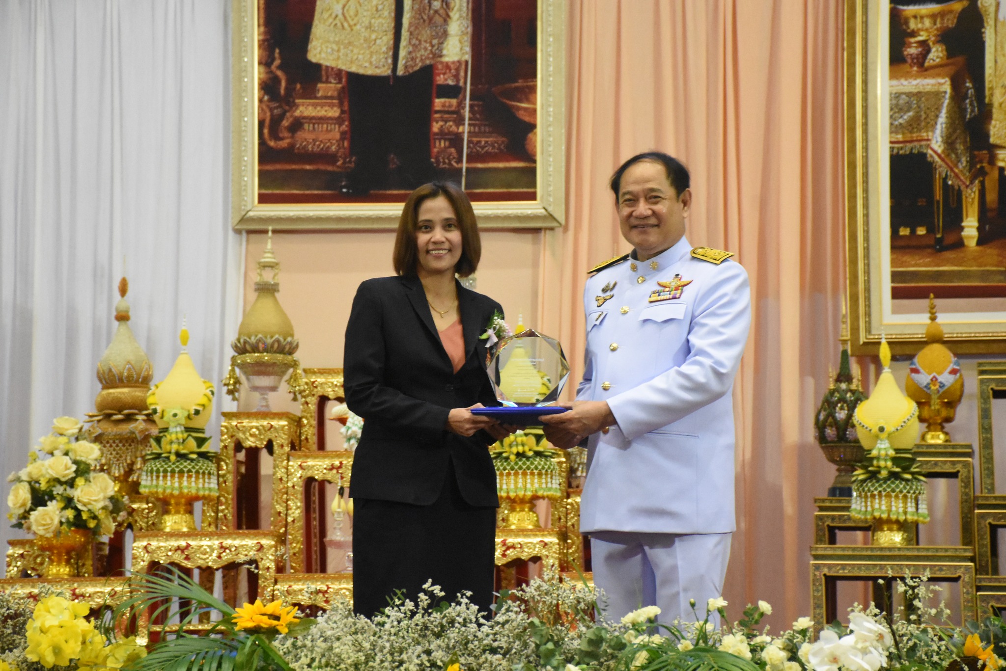 รูปรางวัล
