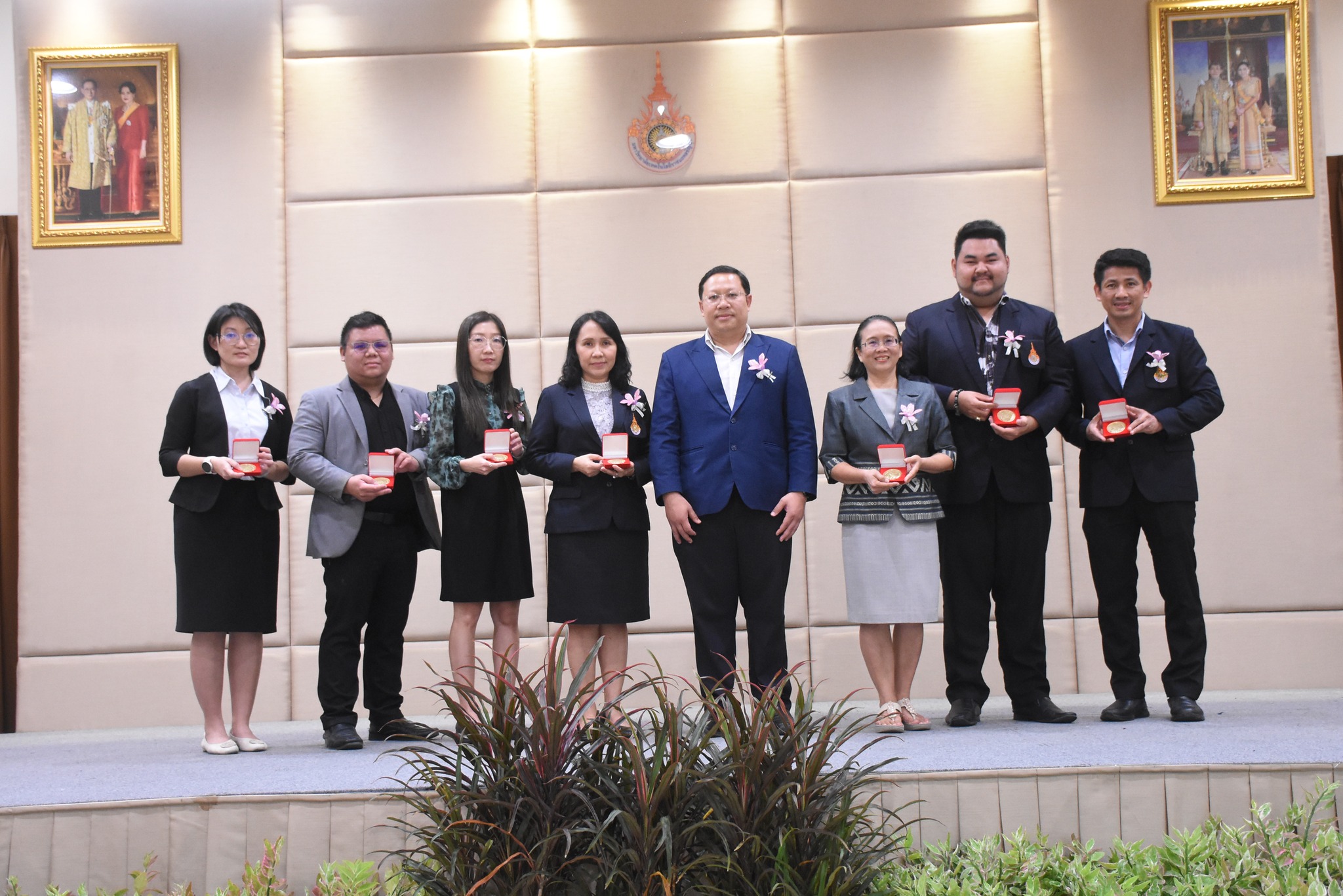 รูปรางวัล